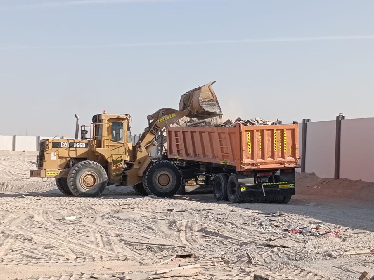 Score Construct equipment and loading activity